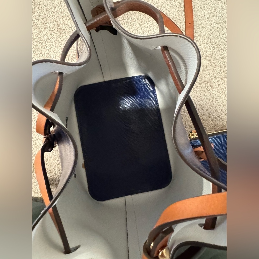 Like New Dooney & Bourke Siena Serena Navy Drawstring Bucket Bag with Wristlet - Picture 13 of 17